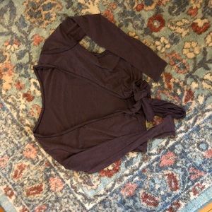 LULULEMON ITS A TIE LONG SLEEVE TOP